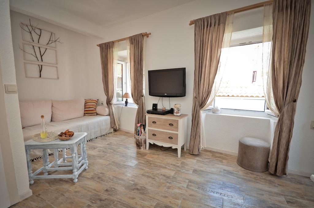 Bell Tower Apartment Budva Rum bild